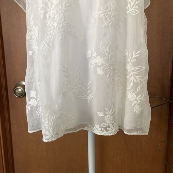 Romantic Peasant Blouse by CeCe - Picture 4 of 16